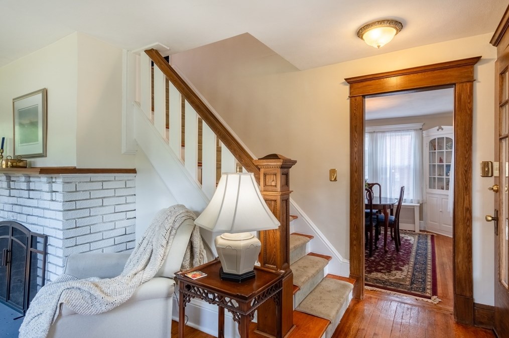 160 Abbott St, Springfield MA  01118-1601 exterior