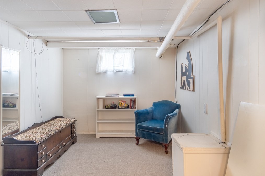 160 Abbott St, Springfield MA  01118-1601 exterior