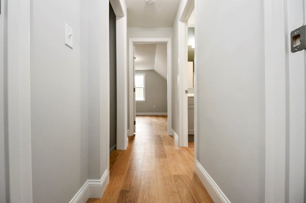 8 Milford St, Plymouth MA 02360-5722 exterior