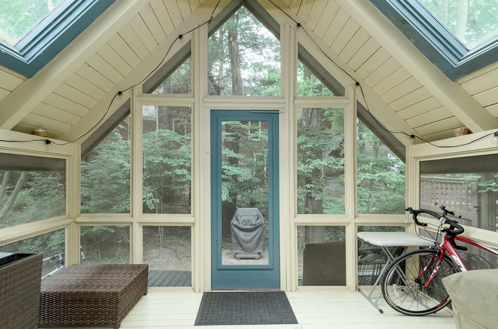 111 Brigham St, Hudson MA 01749-2636 exterior