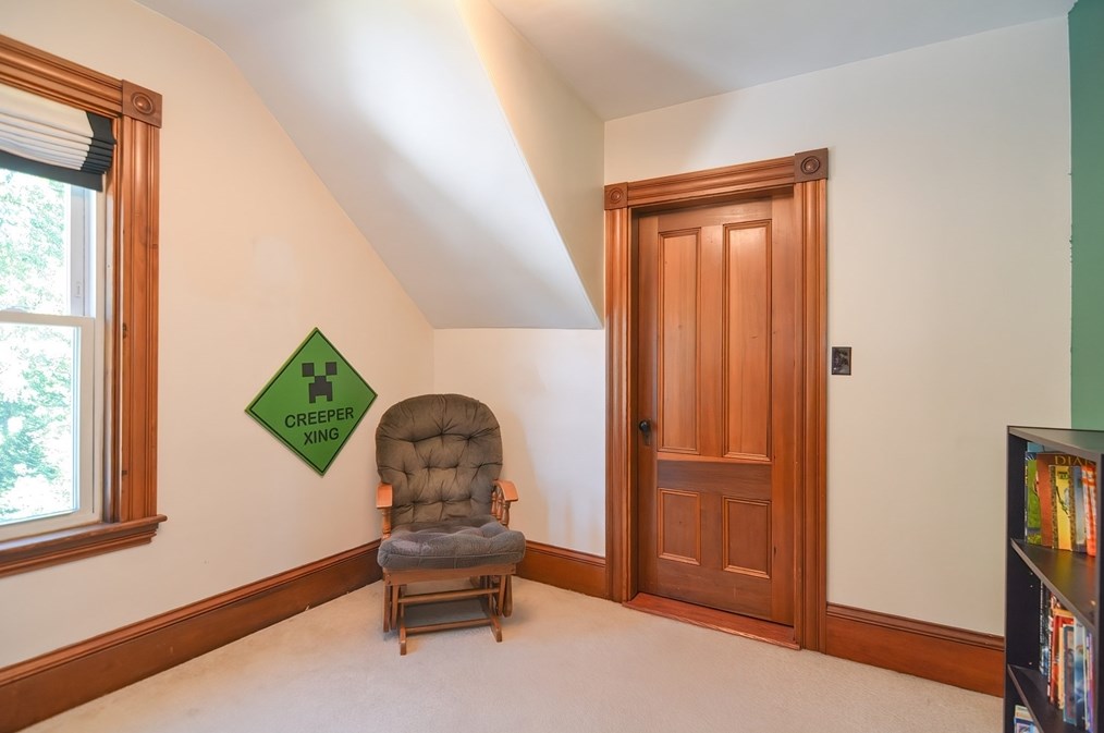 109 Colburn St, Dedham MA  02026-2326 exterior