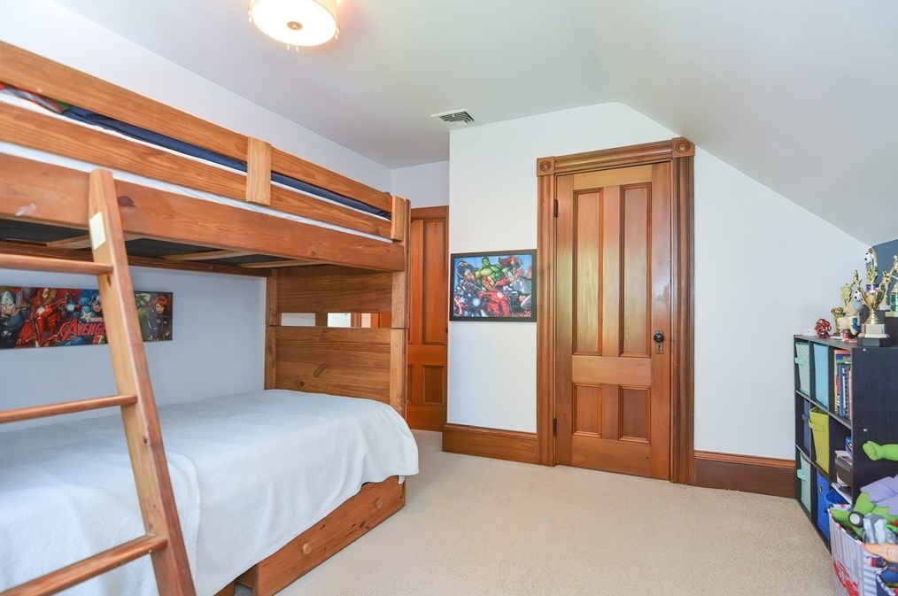 109 Colburn St, Dedham MA  02026-2326 exterior