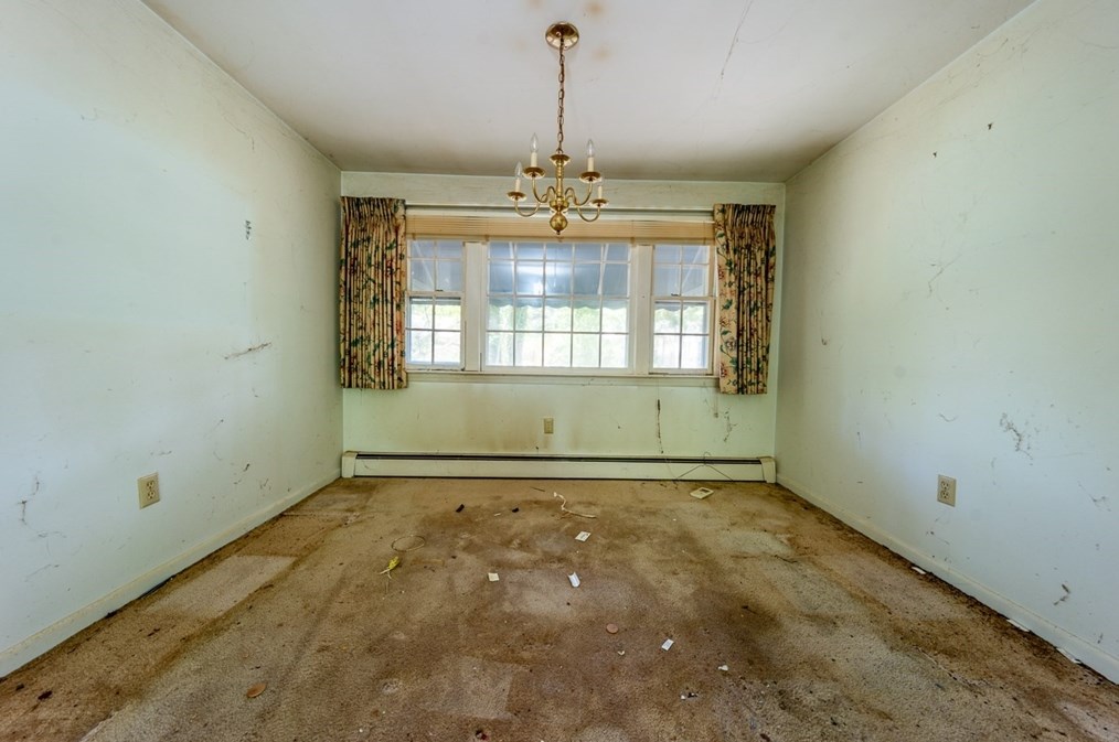 3 Phyllis Dr, Yarmouth MA 02664-1641 exterior