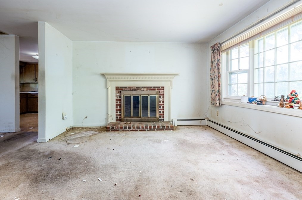 3 Phyllis Dr, Yarmouth MA 02664-1641 exterior