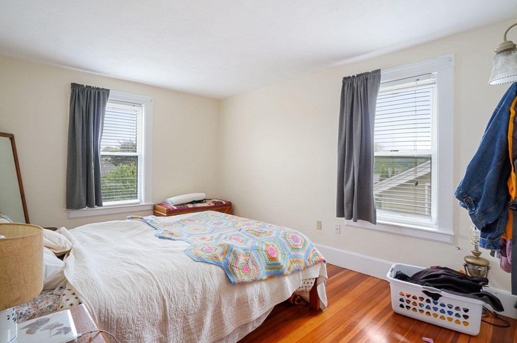 6 Horton St, Salem MA 01970-2847 exterior