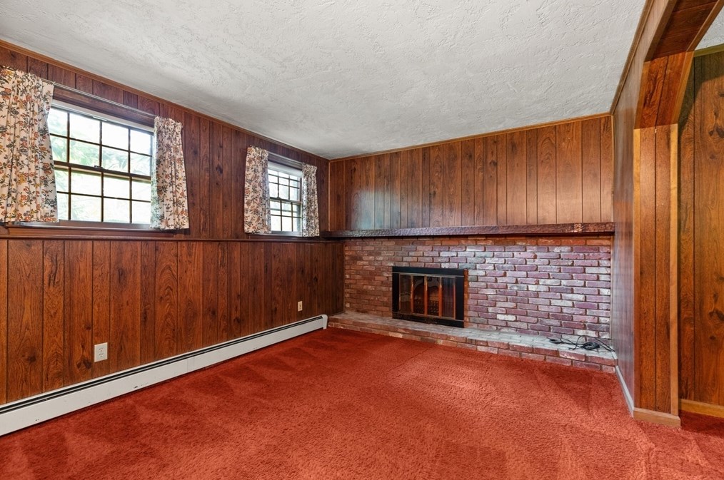 64 Marshall St, Holliston MA 01746-1439 exterior