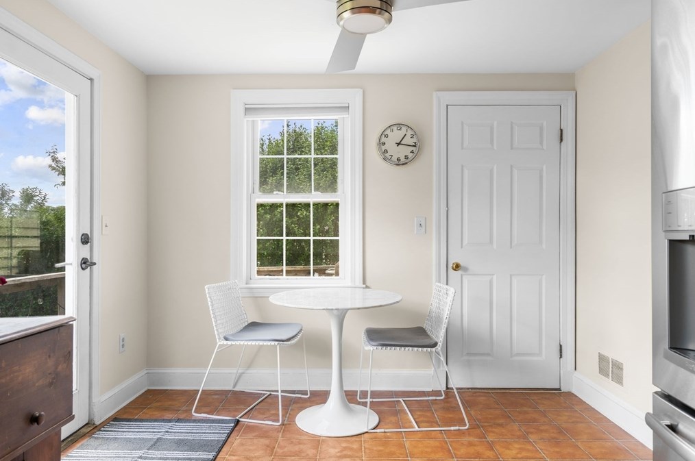 29 Doris Dr, Weymouth MA 02191-2044 exterior