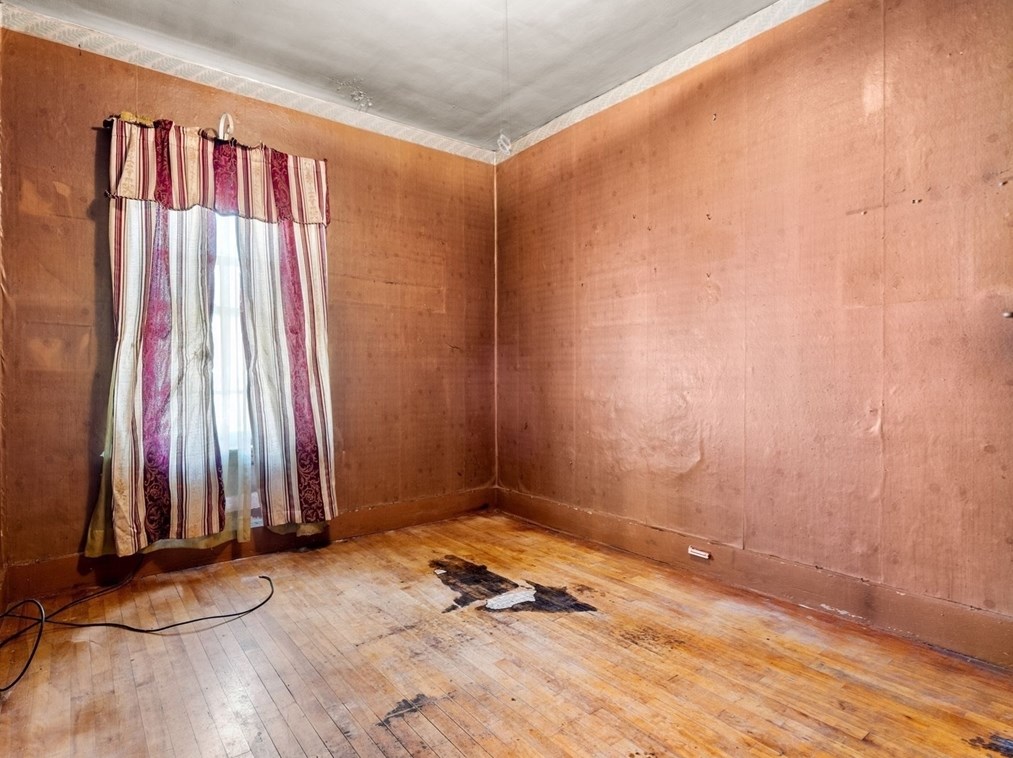 91 Fox St, Worcester MA 01604-4344 exterior