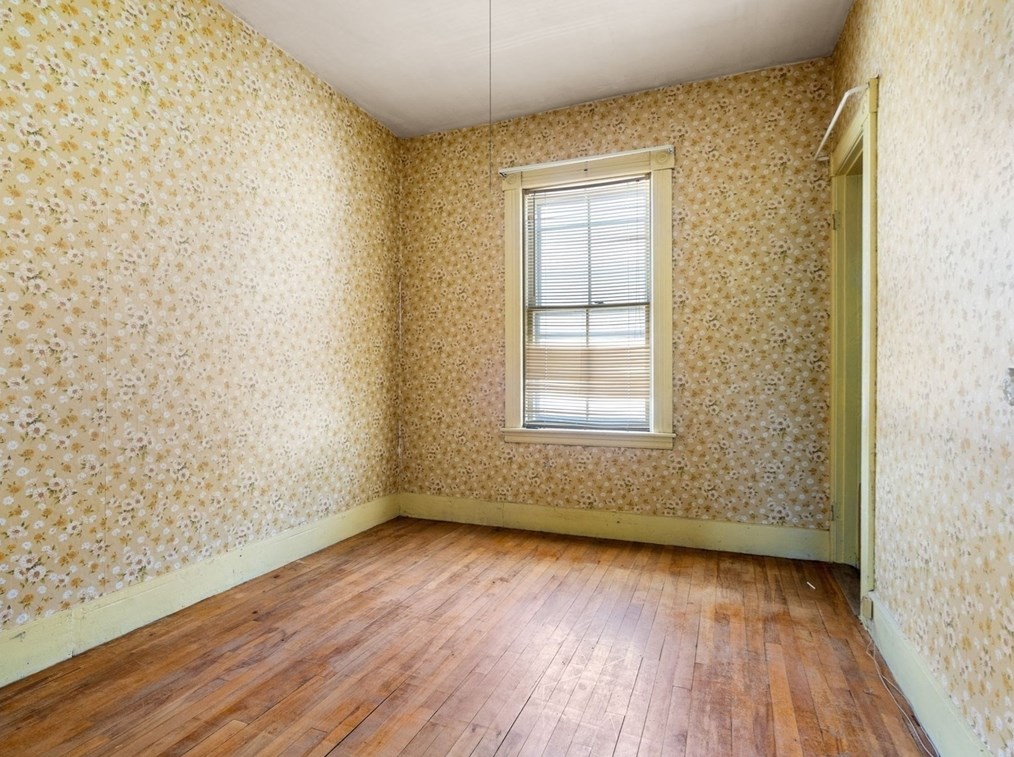 91 Fox St, Worcester MA 01604-4344 exterior