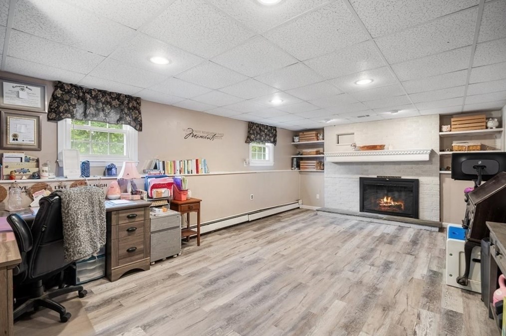 380 King St, Raynham MA  02767-1382 exterior