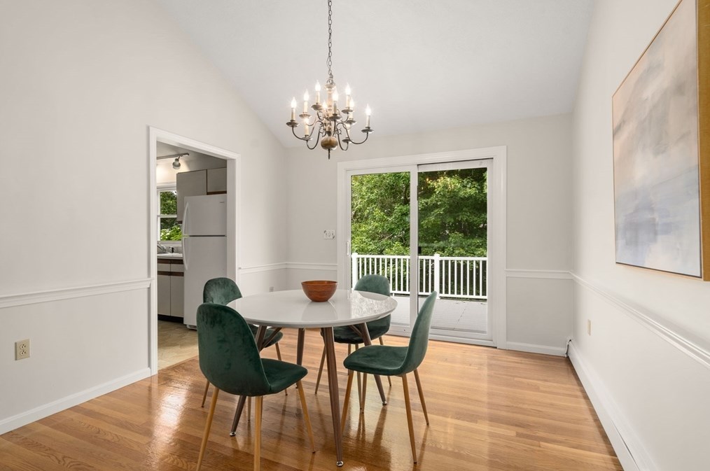 16 Shelley Rd, Arlington MA 02476-7072 exterior