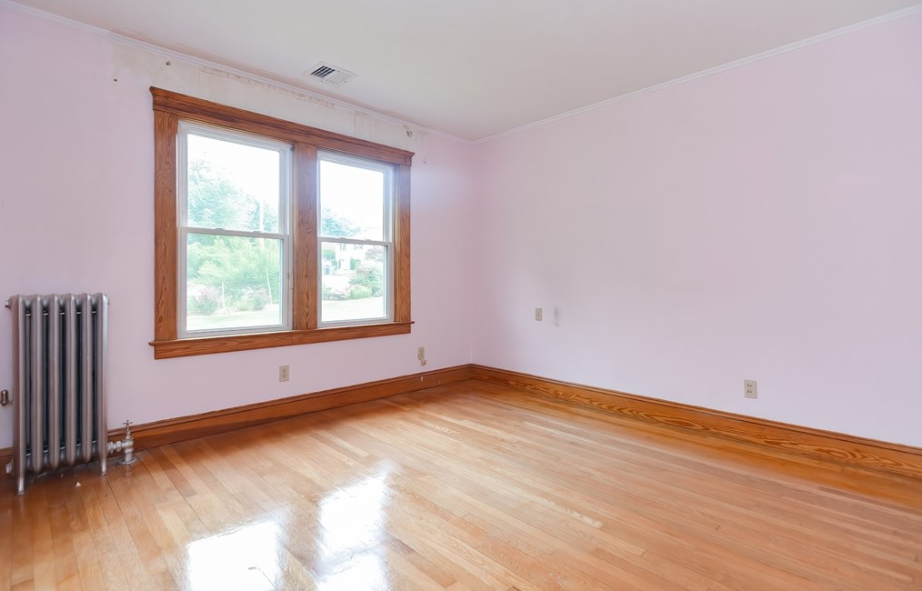 10 Clifford St, Framingham MA 01702-8504 exterior