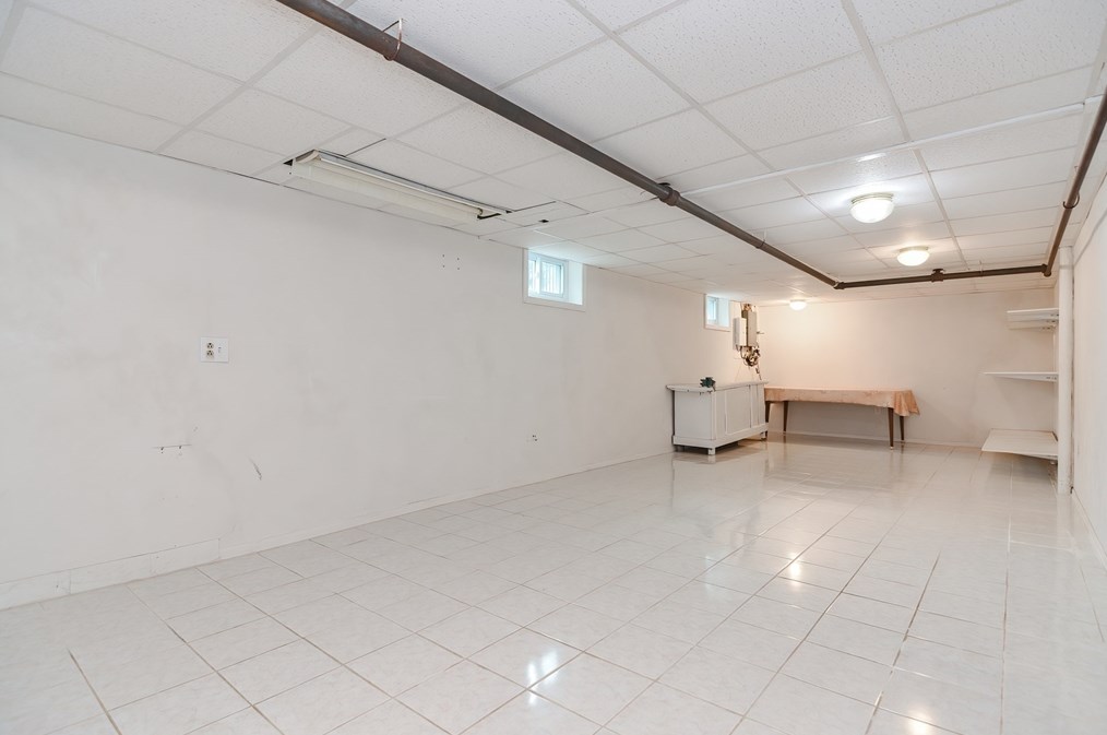 10 Clifford St, Framingham MA 01702-8504 exterior