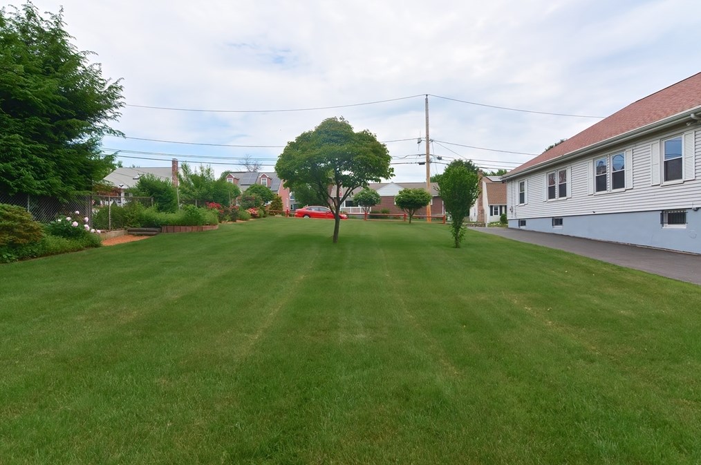 10 Clifford St, Framingham MA 01702-8504 exterior