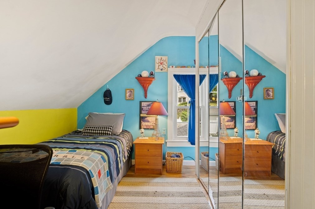 49 Sturgis St, Woburn MA 01801-4822 exterior