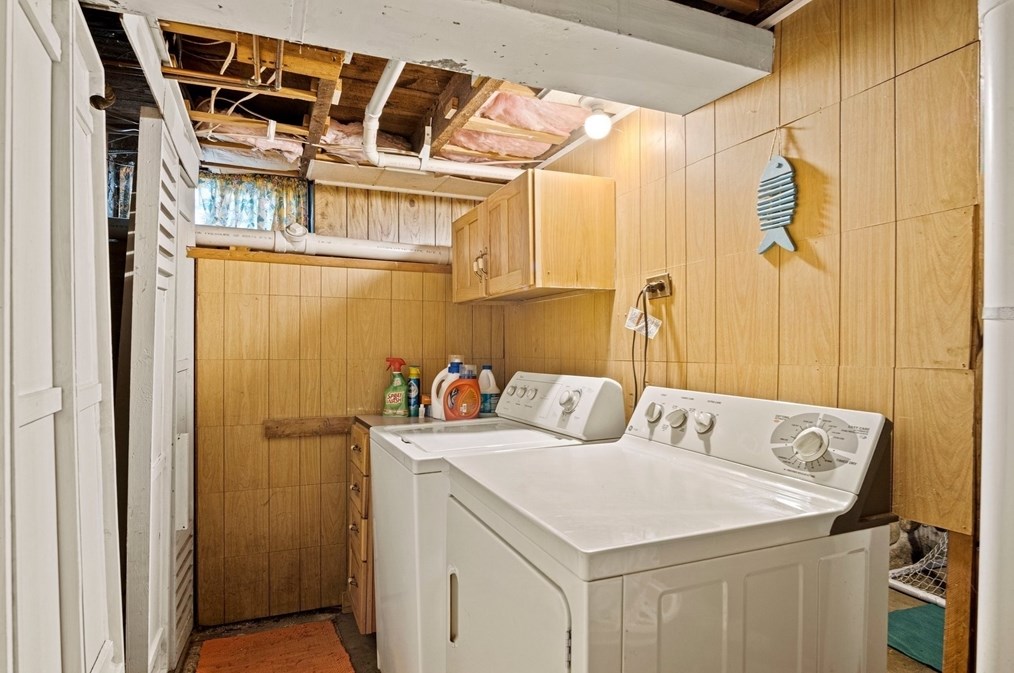 49 Sturgis St, Woburn MA 01801-4822 exterior