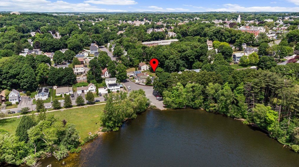 49 Sturgis St, Woburn MA 01801-4822 exterior