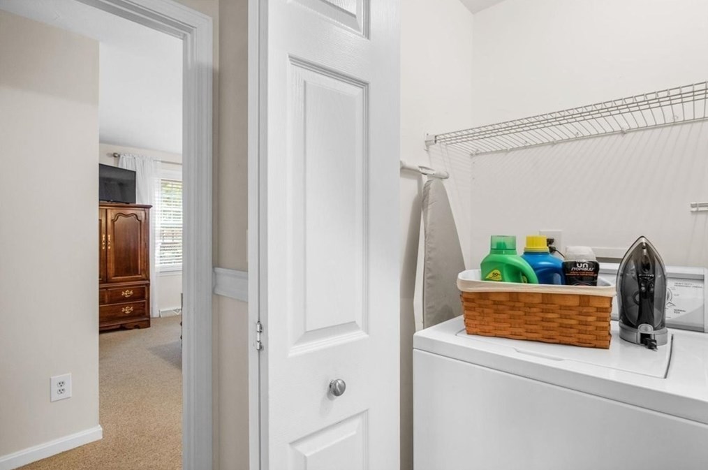 37 Moon Compass Ln, Sandwich MA  02563-2766 exterior