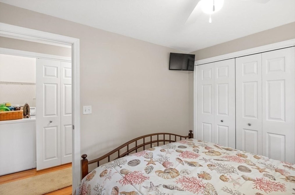 37 Moon Compass Ln, Sandwich MA  02563-2766 exterior