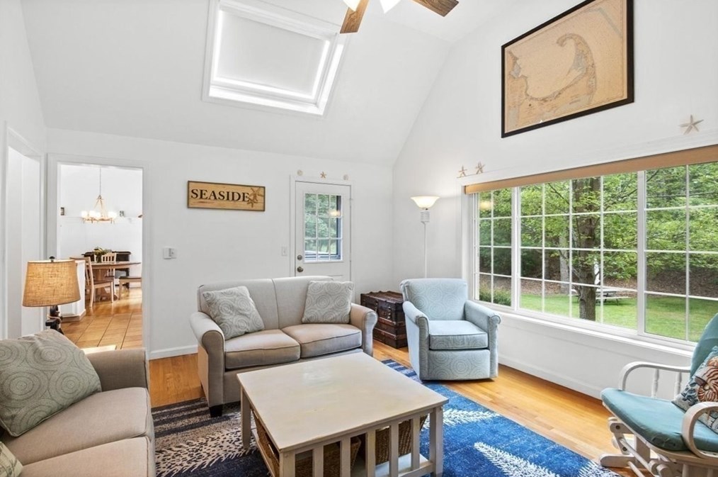 37 Moon Compass Ln, Sandwich MA  02563-2766 exterior