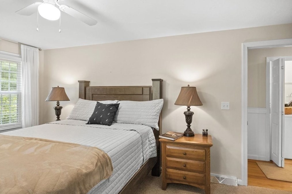 37 Moon Compass Ln, Sandwich MA  02563-2766 exterior