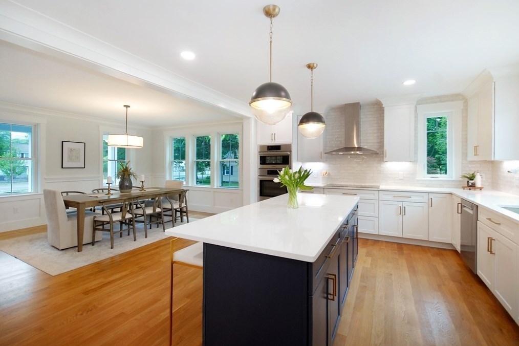 461 Old Bedford Rd, Concord MA 01742-2700 exterior