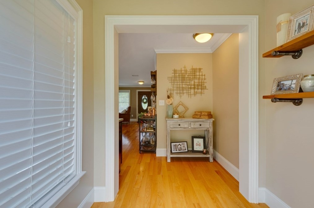 385 Howe St, Methuen MA 01844-2635 exterior