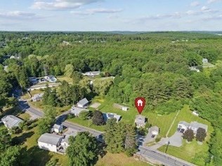 385 Howe St, Methuen MA 01844-2635 exterior