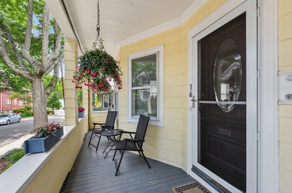 18 High St, Cambridge MA  02138-4503 exterior