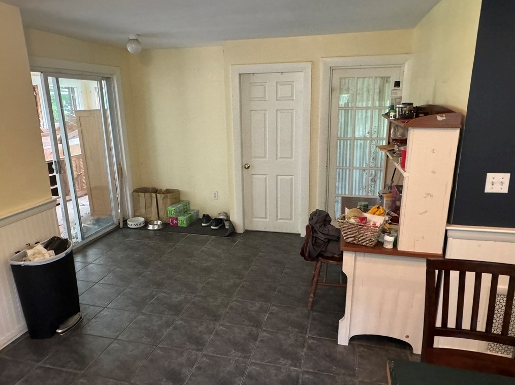 29 Pln St, Millis MA 02054-1533 exterior