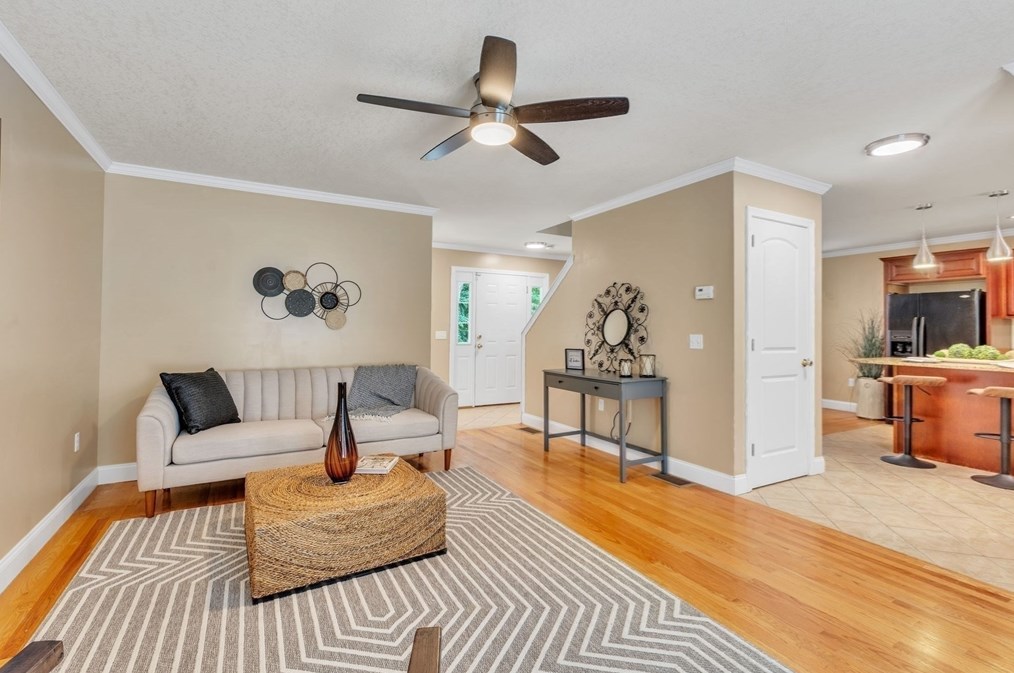 58 Brentwood St, Springfield MA 01108-3306 exterior