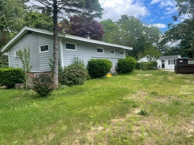 108 Lake Dr, Plymouth MA  02360-5645 exterior