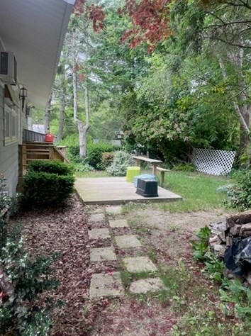 108 Lake Dr, Plymouth MA  02360-5645 exterior