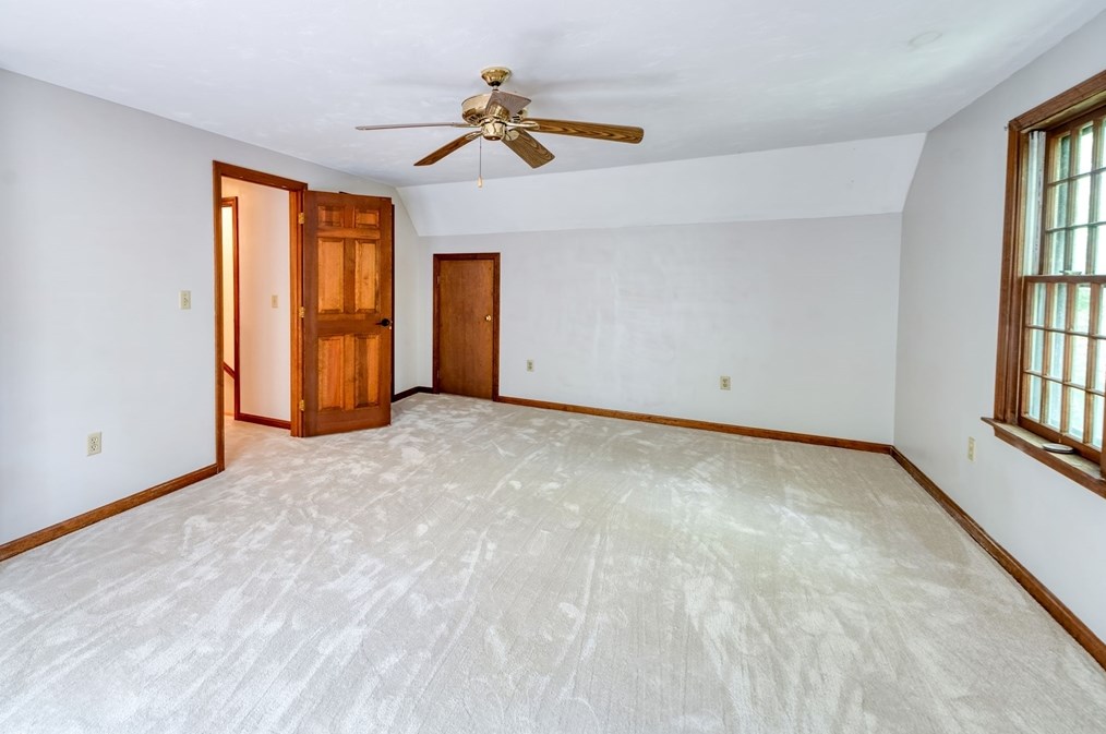 10 Little Acorn Ln, Sandwich MA 02644-1304 exterior