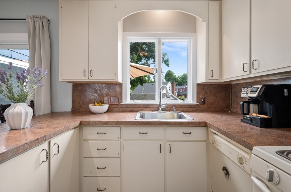 3 Bowman St, Malden MA 02148-1912 exterior