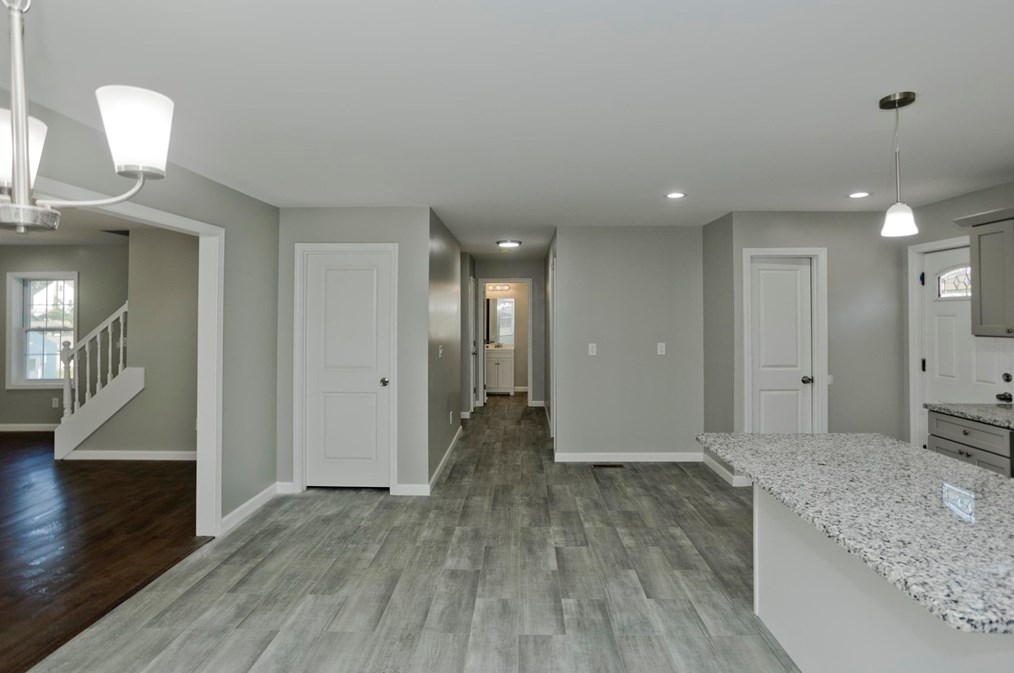 27 Brk St, Springfield MA  01109-2620 exterior