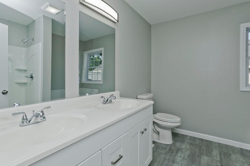 27 Brk St, Springfield MA  01109-2620 exterior