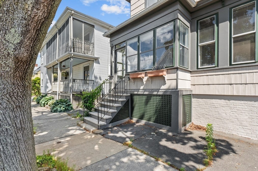 18 Hancock St, Salem MA 01970-4645 exterior