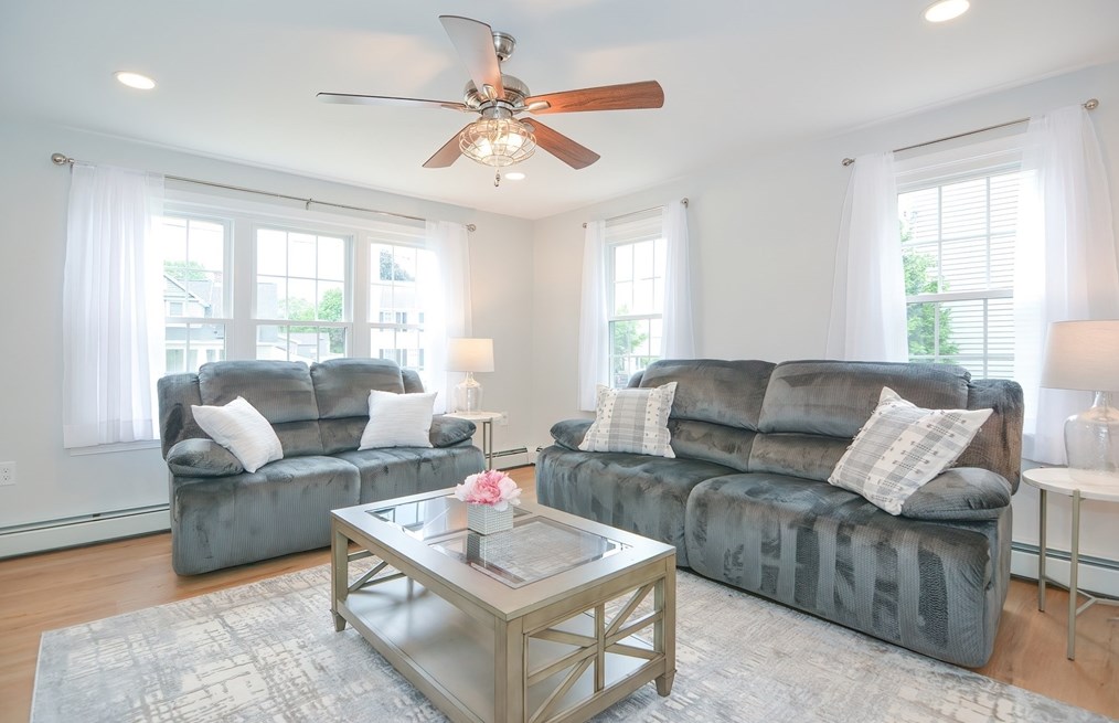 136 Orleans St, Lowell MA 01850-1112 exterior