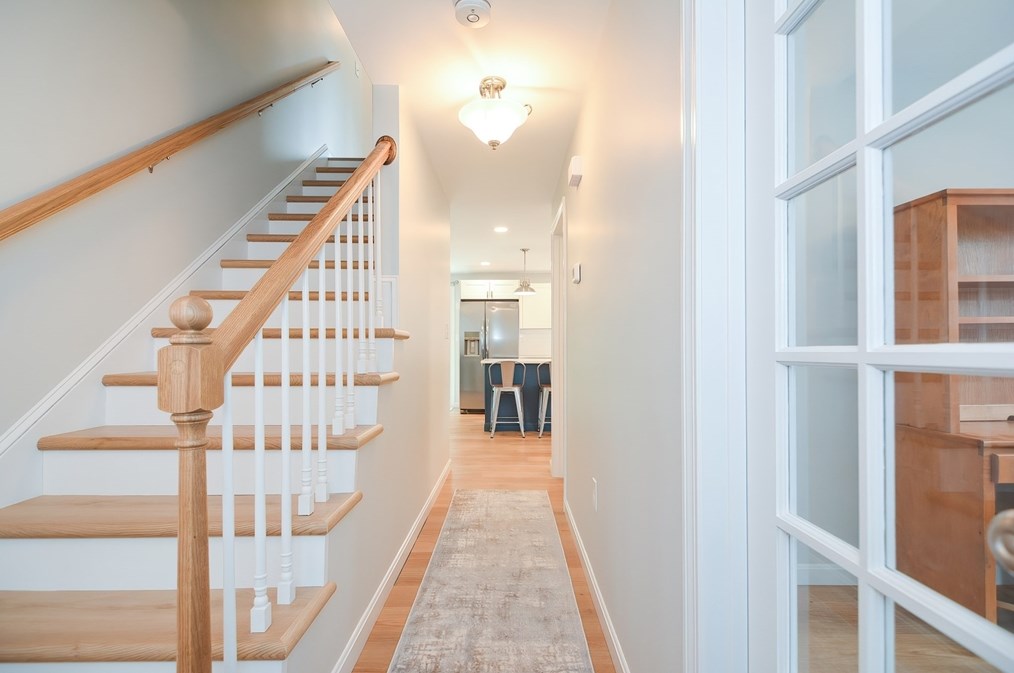 136 Orleans St, Lowell MA 01850-1112 exterior