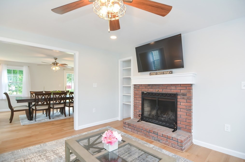 136 Orleans St, Lowell MA 01850-1112 exterior