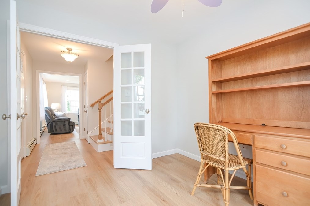 136 Orleans St, Lowell MA 01850-1112 exterior