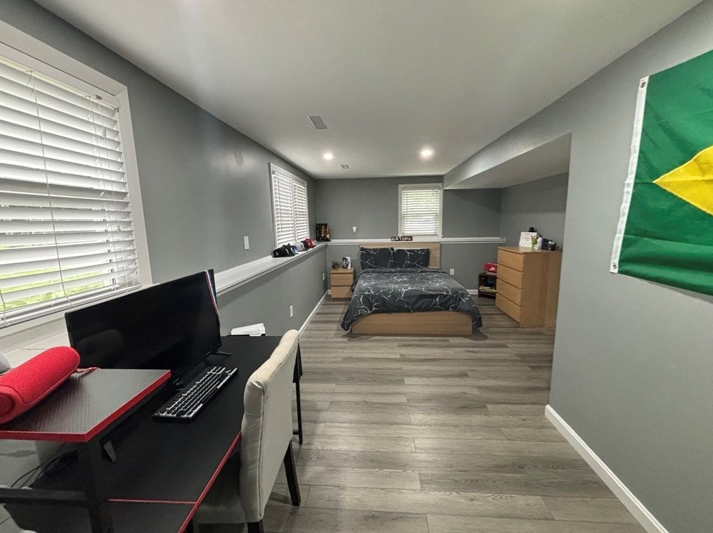 124 Belmont St, West Bridgewater MA 02379-1302 exterior