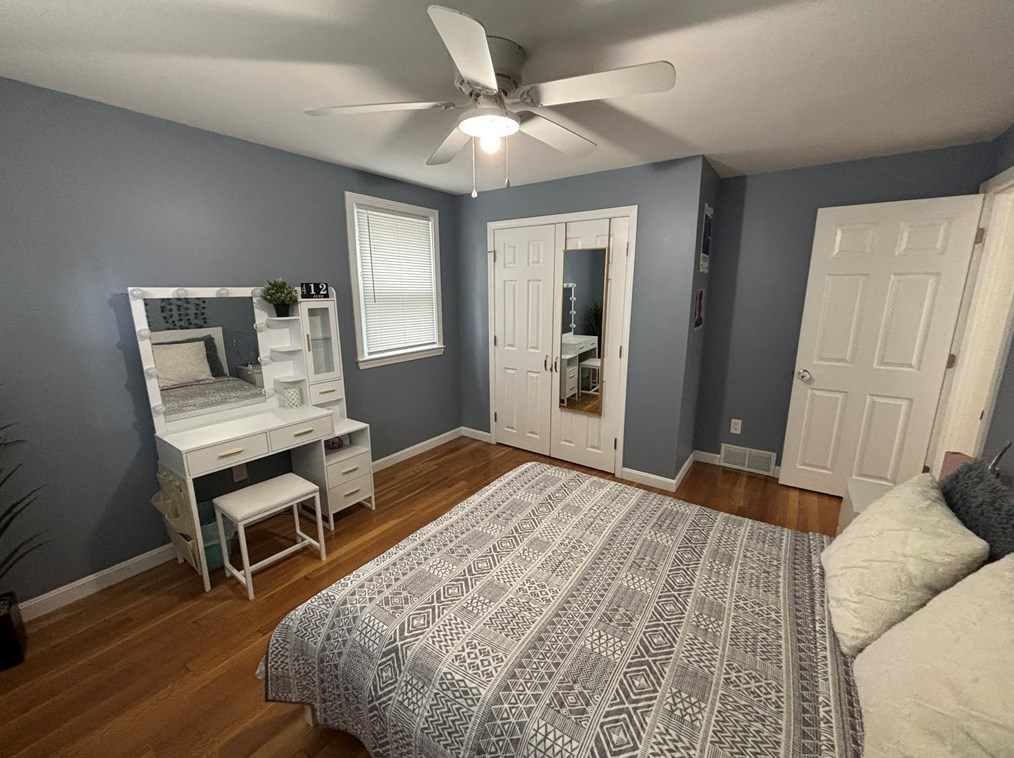 124 Belmont St, West Bridgewater MA 02379-1302 exterior