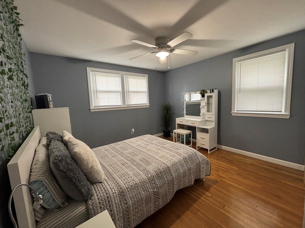 124 Belmont St, West Bridgewater MA 02379-1302 exterior