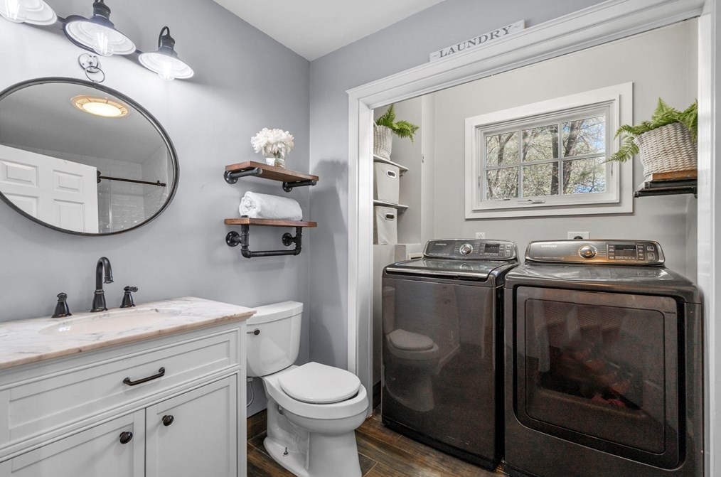 46 Lincoln Ave, Hamilton MA  01982-2018 exterior