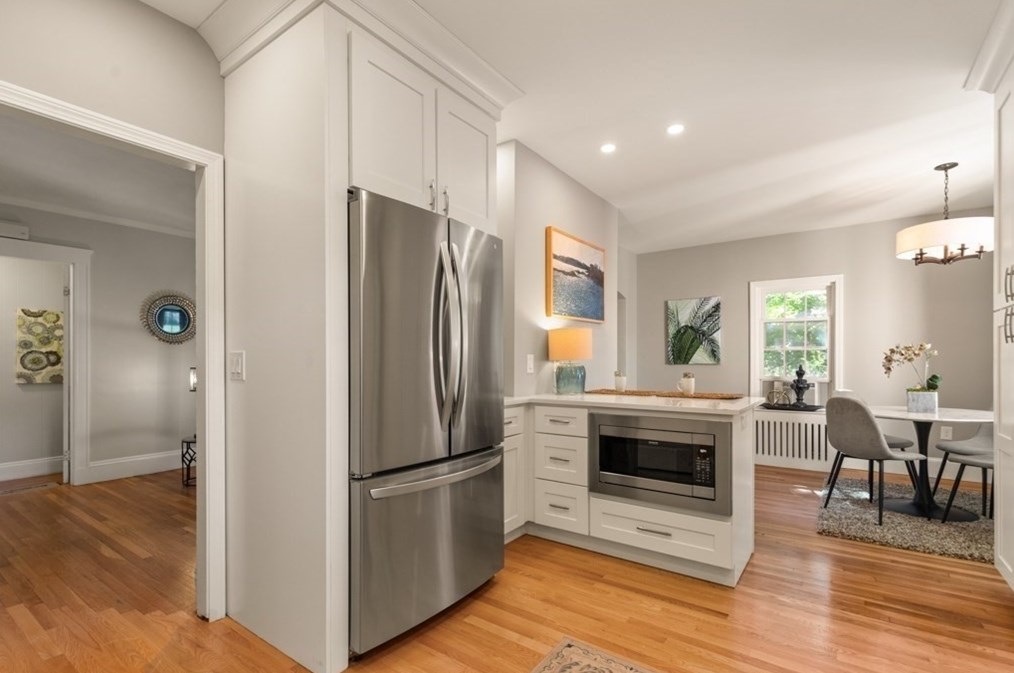 186 Lowell St, Reading MA 01867-2053 exterior