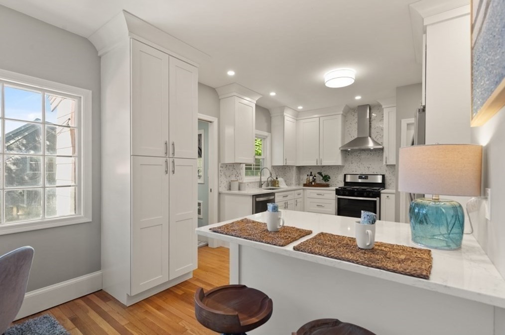 186 Lowell St, Reading MA 01867-2053 exterior