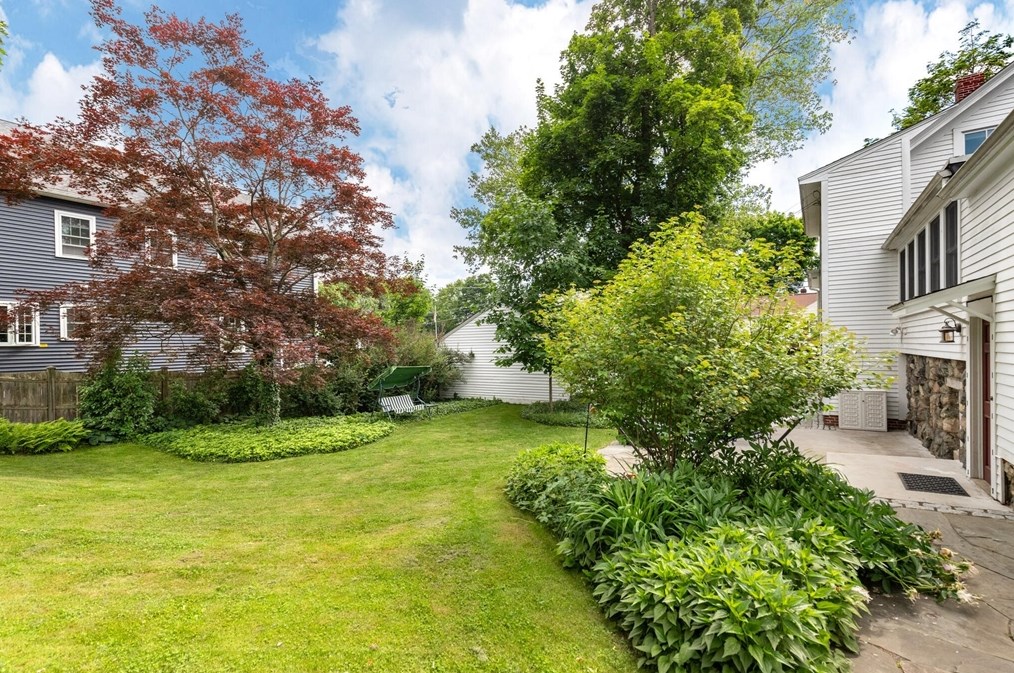 165 Burlington St, Woburn MA  01801-4030 exterior