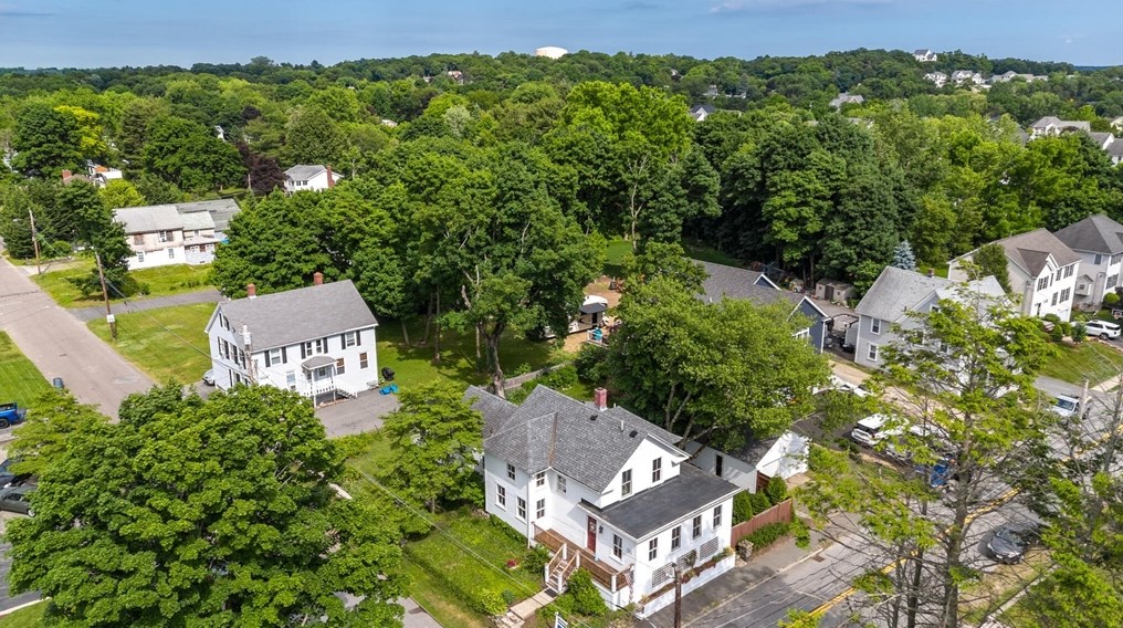 165 Burlington St, Woburn MA  01801-4030 exterior